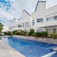 Reventa - Chalets -
Torrevieja - El Acequión - Los Náufragos