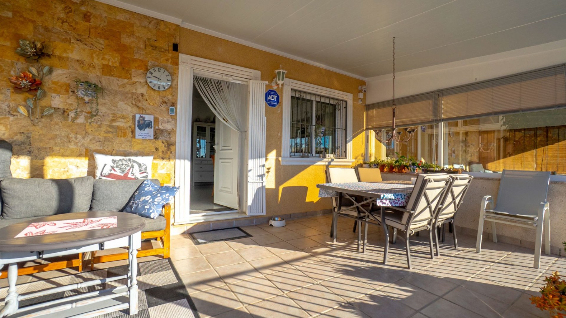 Reventa - Chalets -
Torrevieja - El Chaparral