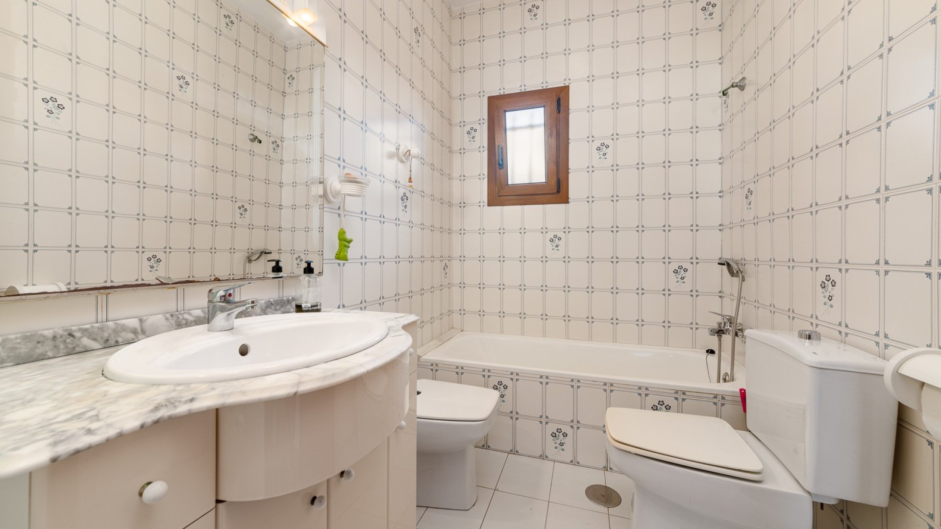 Reventa - Chalets -
Torrevieja - La Mata