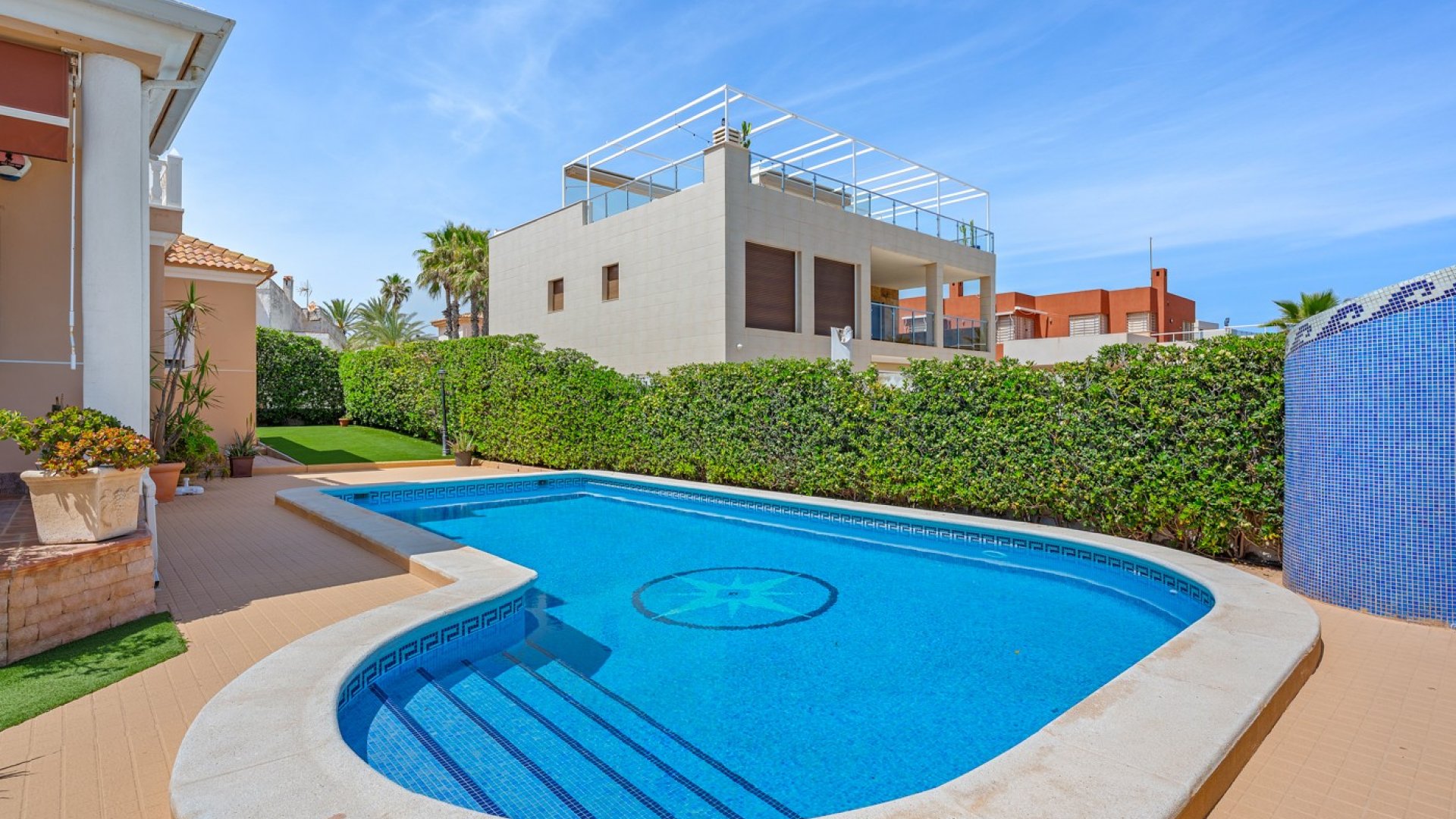 Reventa - Chalets -
Torrevieja - La Mata