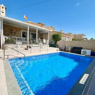 Reventa - Chalets -
Torrevieja - La Siesta