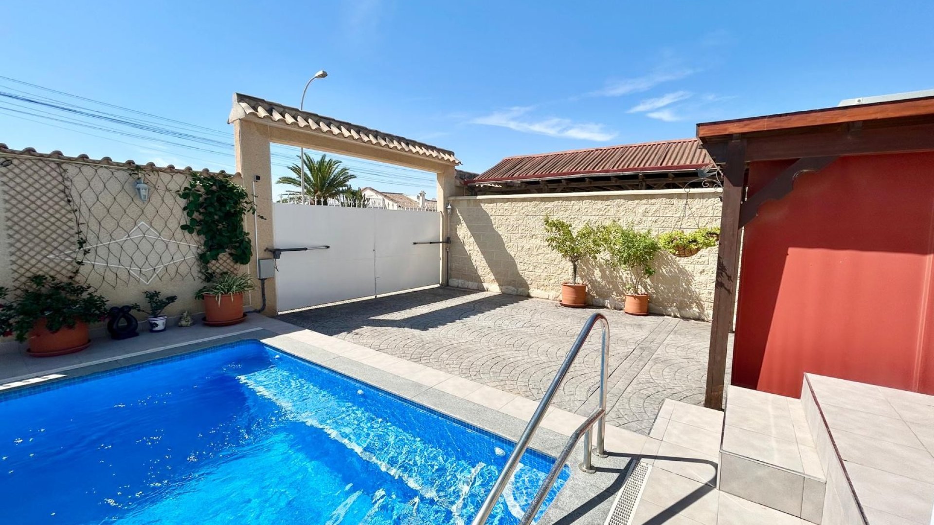 Reventa - Chalets -
Torrevieja - La Siesta