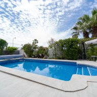 Reventa - Chalets -
Torrevieja - La Siesta