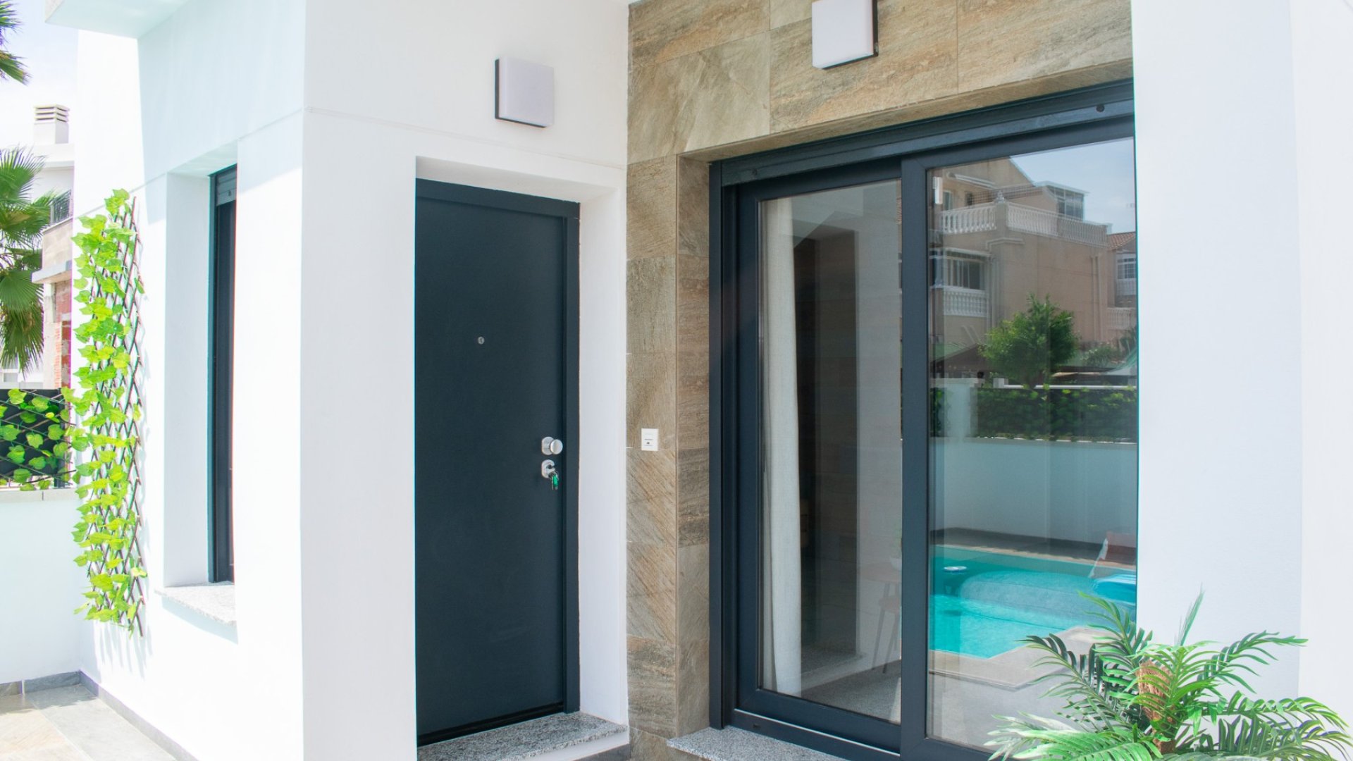 Reventa - Chalets -
Torrevieja - La Siesta