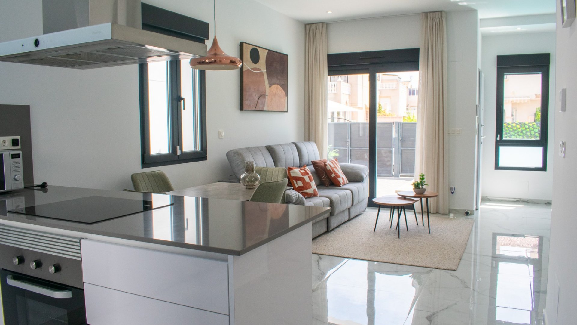 Reventa - Chalets -
Torrevieja - La Siesta