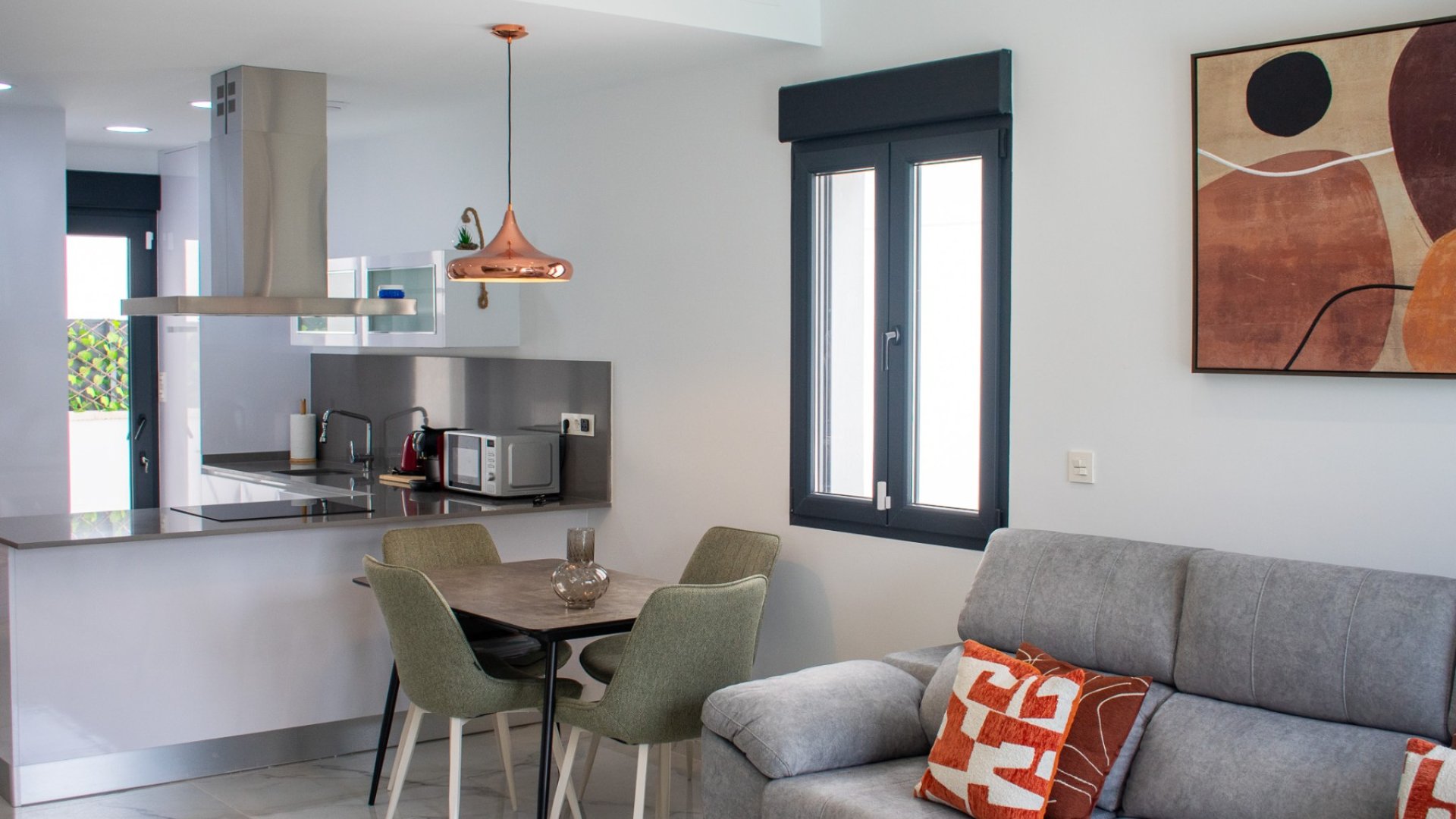 Reventa - Chalets -
Torrevieja - La Siesta
