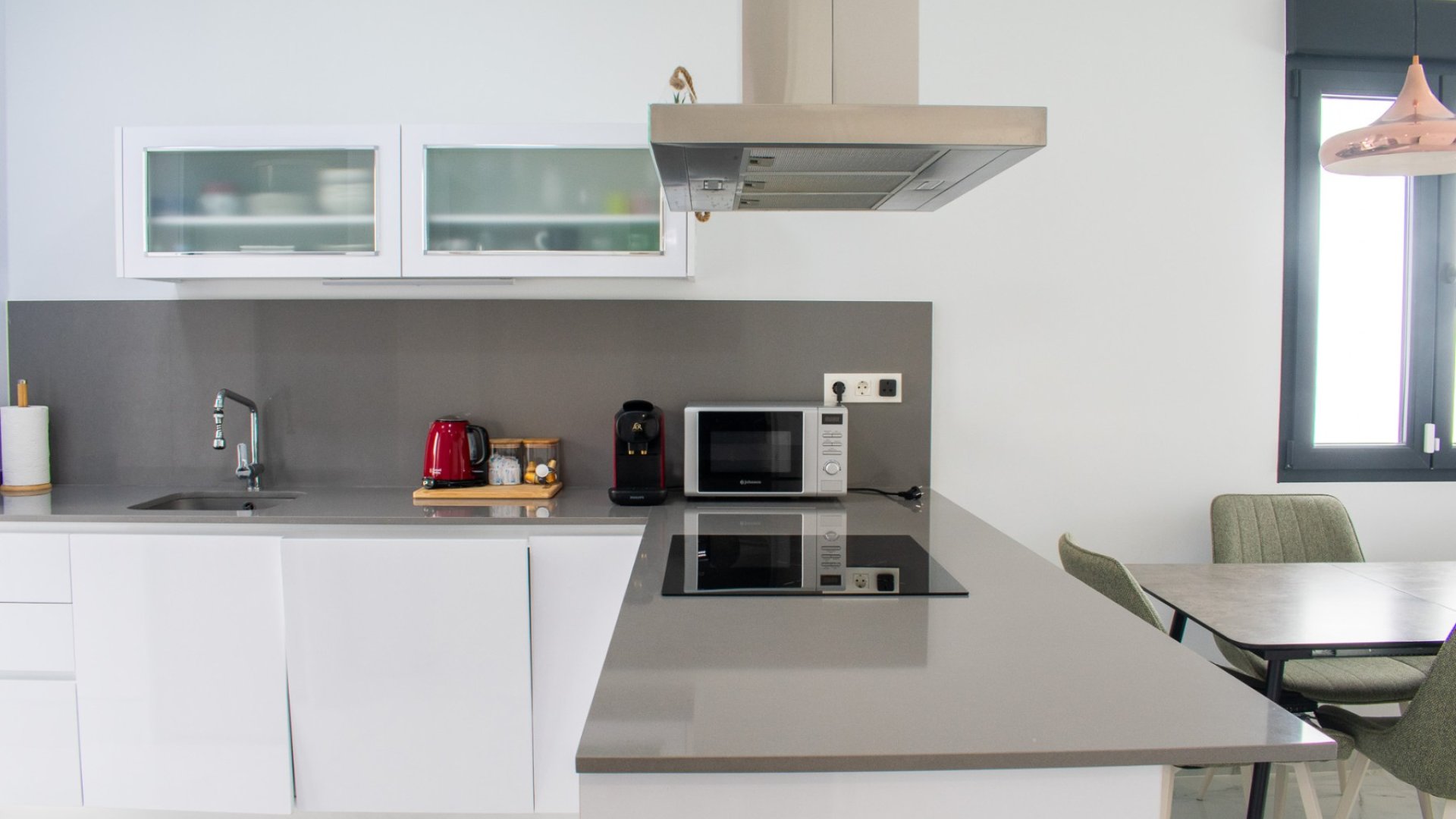 Reventa - Chalets -
Torrevieja - La Siesta
