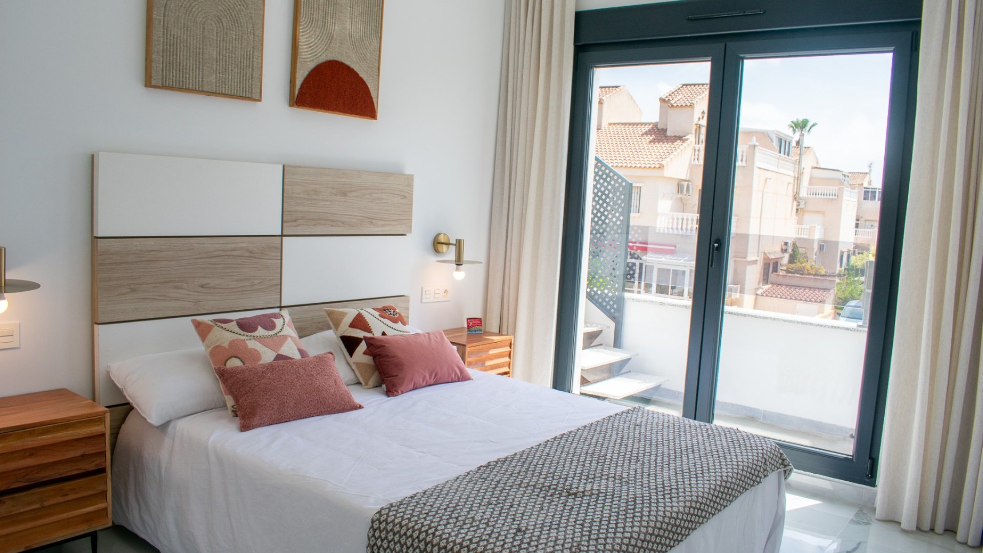 Reventa - Chalets -
Torrevieja - La Siesta