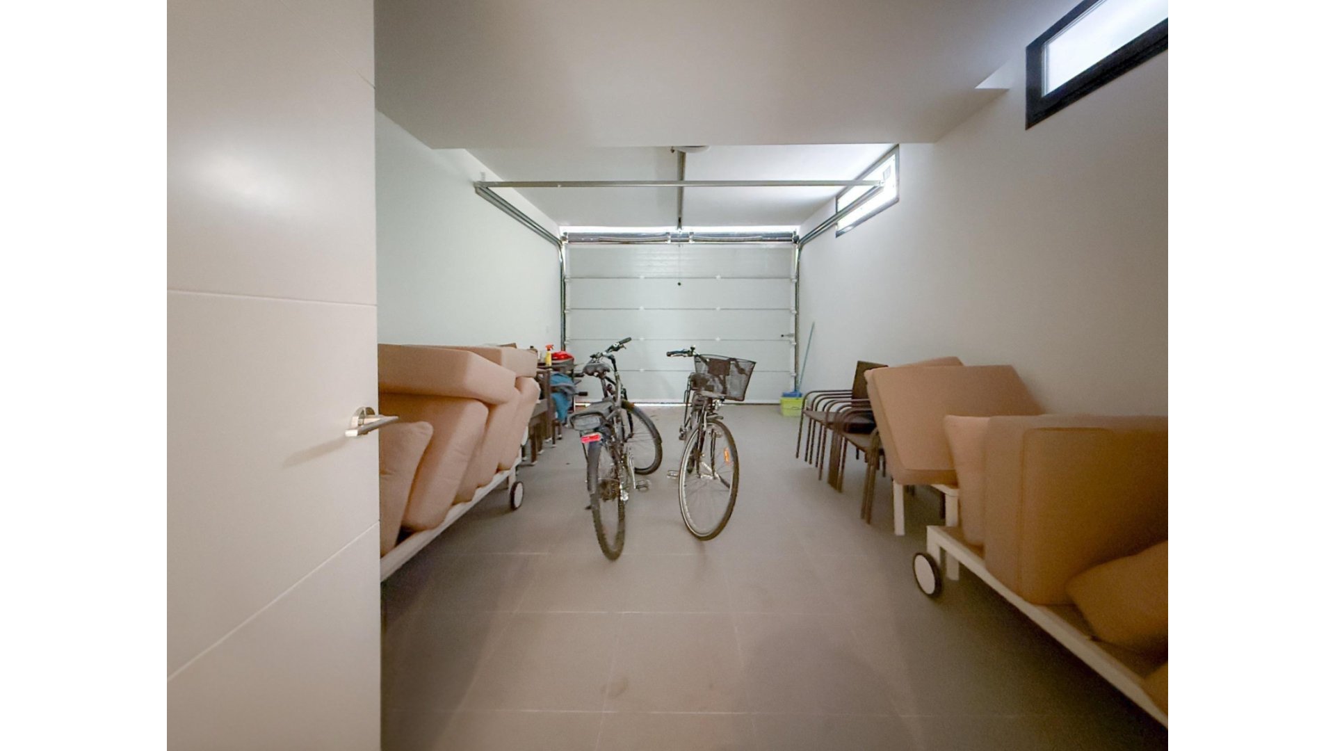 Reventa - Chalets -
Torrevieja - La veleta