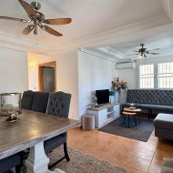 Reventa - Chalets -
Torrevieja - Los Altos*