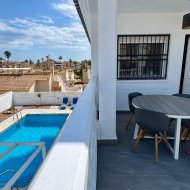 Reventa - Chalets -
Torrevieja - Los Altos*