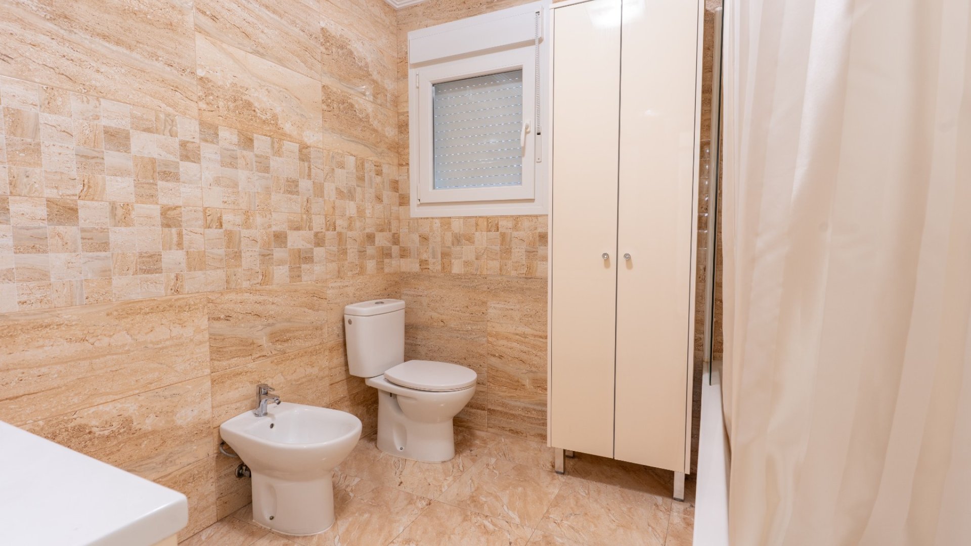 Reventa - Chalets -
Torrevieja - Los Balcones