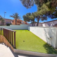 Reventa - Chalets -
Torrevieja - Los Balcones