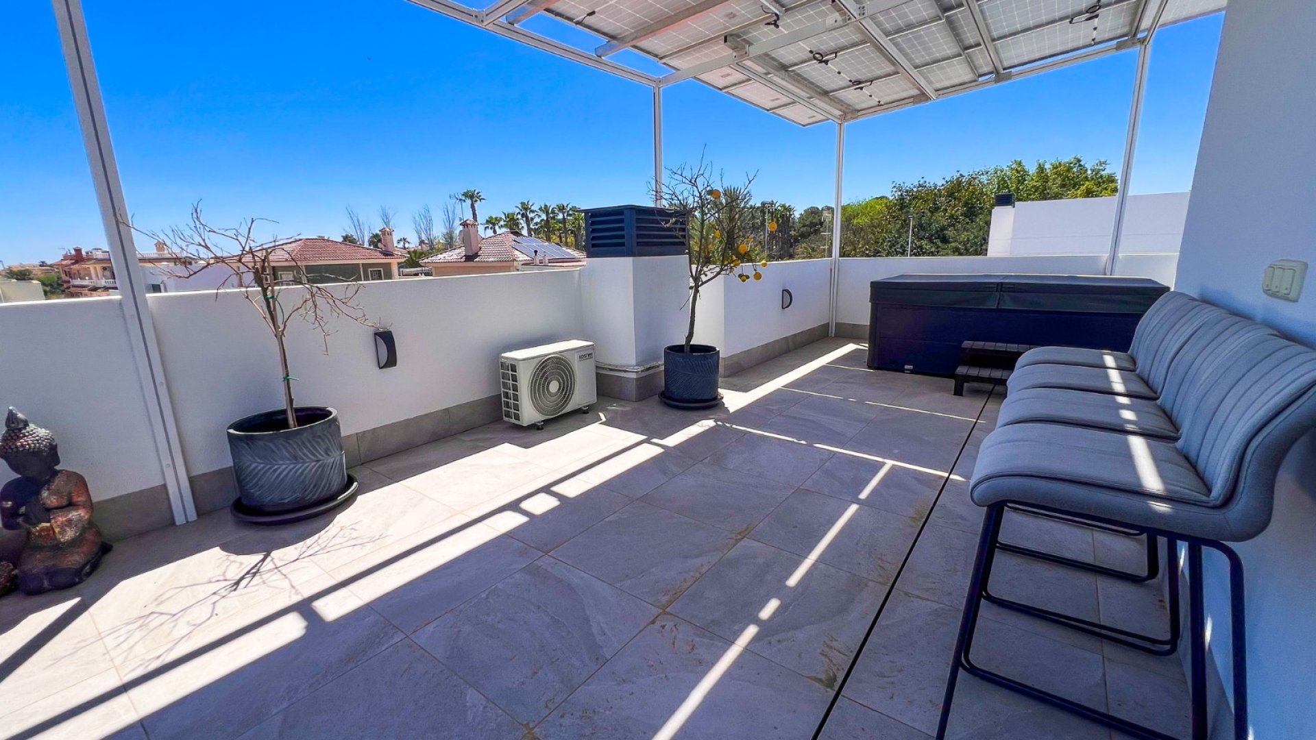 Reventa - Chalets -
Torrevieja - Los Balcones