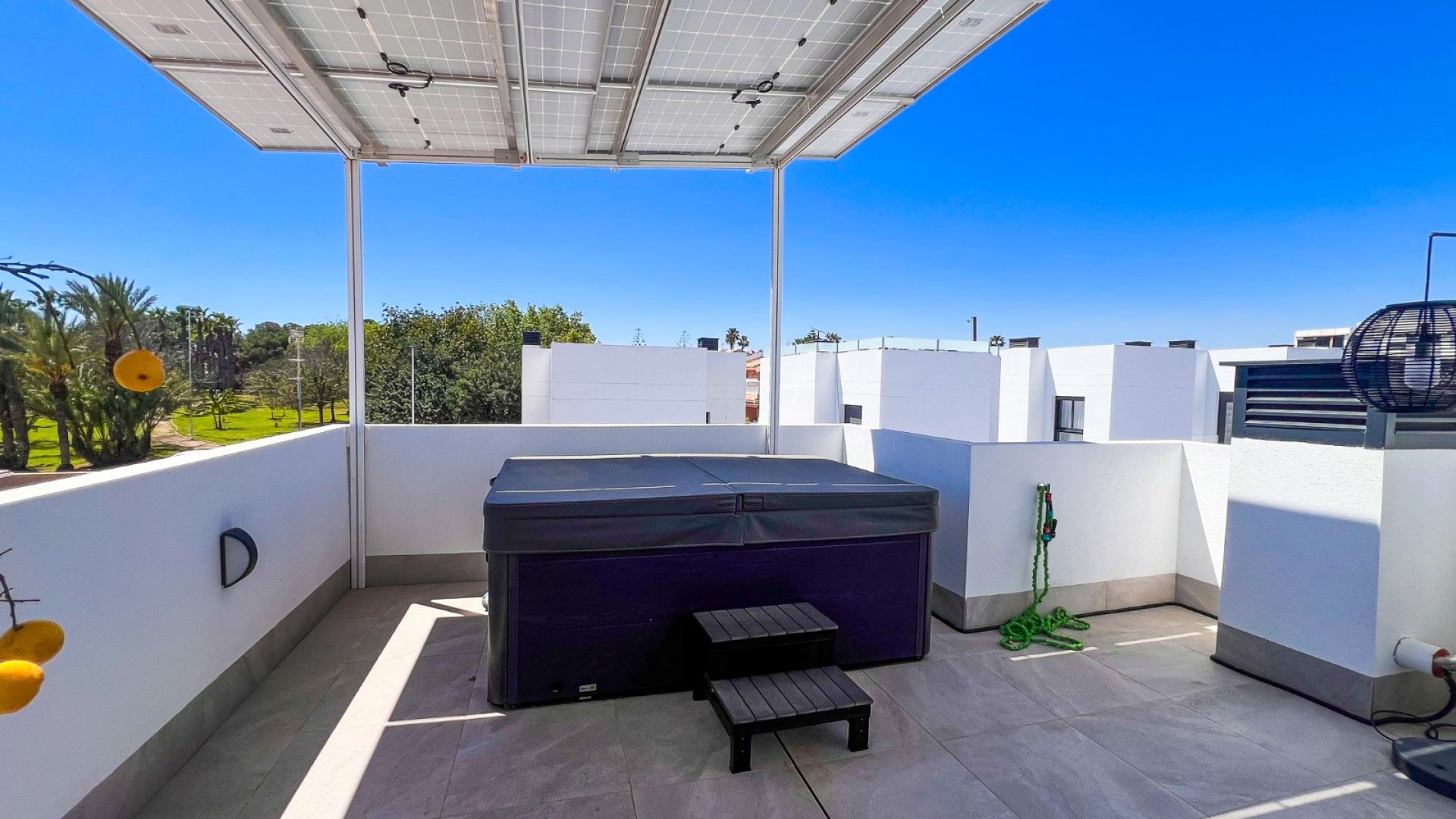 Reventa - Chalets -
Torrevieja - Los Balcones