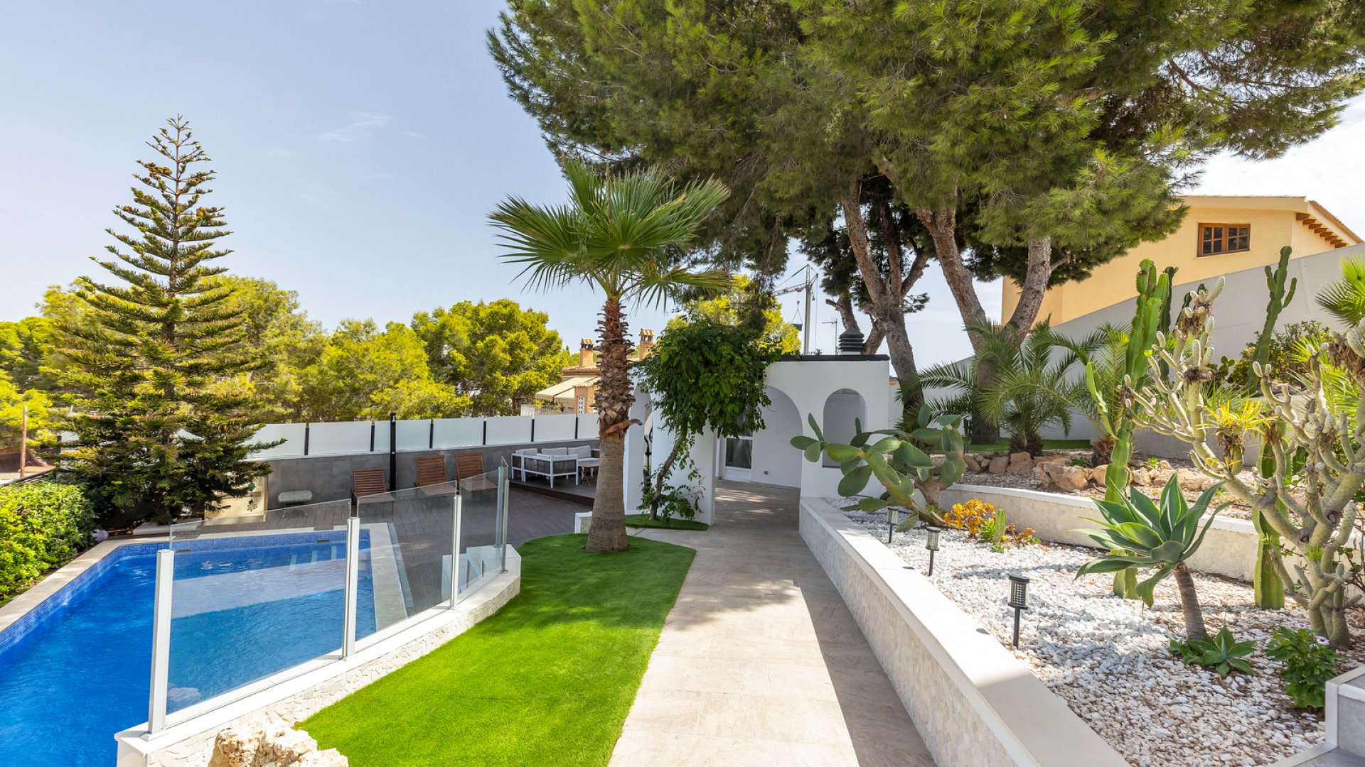 Reventa - Chalets -
Torrevieja - Los Balcones