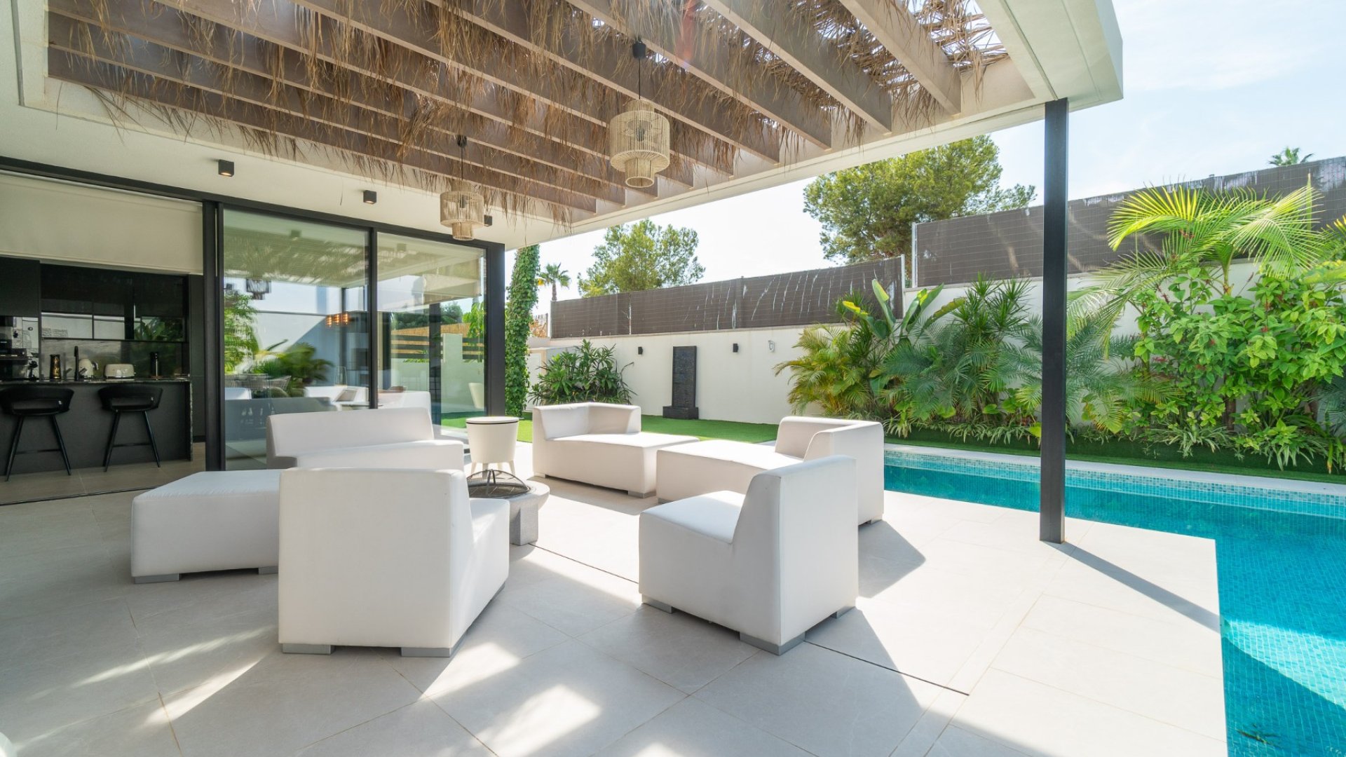 Reventa - Chalets -
Torrevieja - Los Balcones