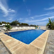 Reventa - Chalets -
Torrevieja - Los Balcones