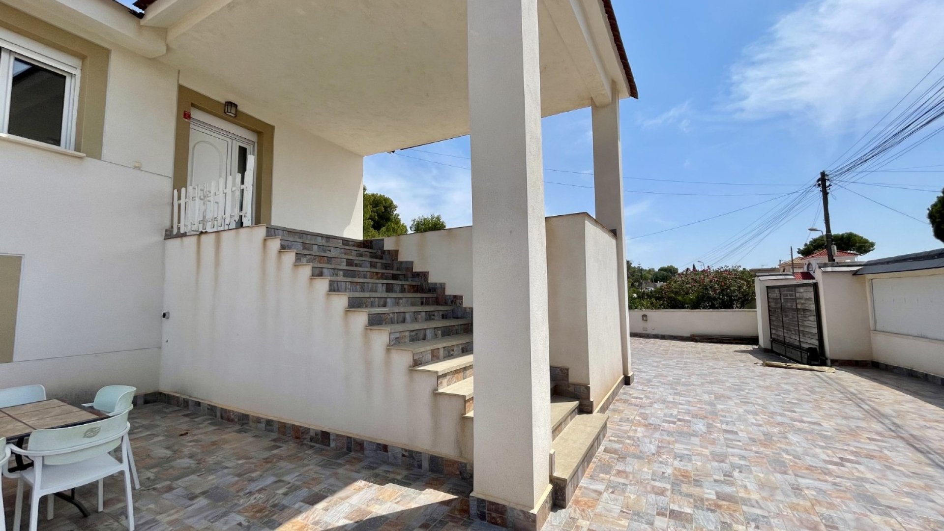 Reventa - Chalets -
Torrevieja - Los Balcones