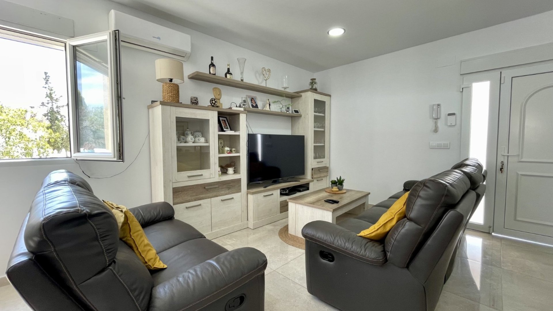 Reventa - Chalets -
Torrevieja - Los Balcones