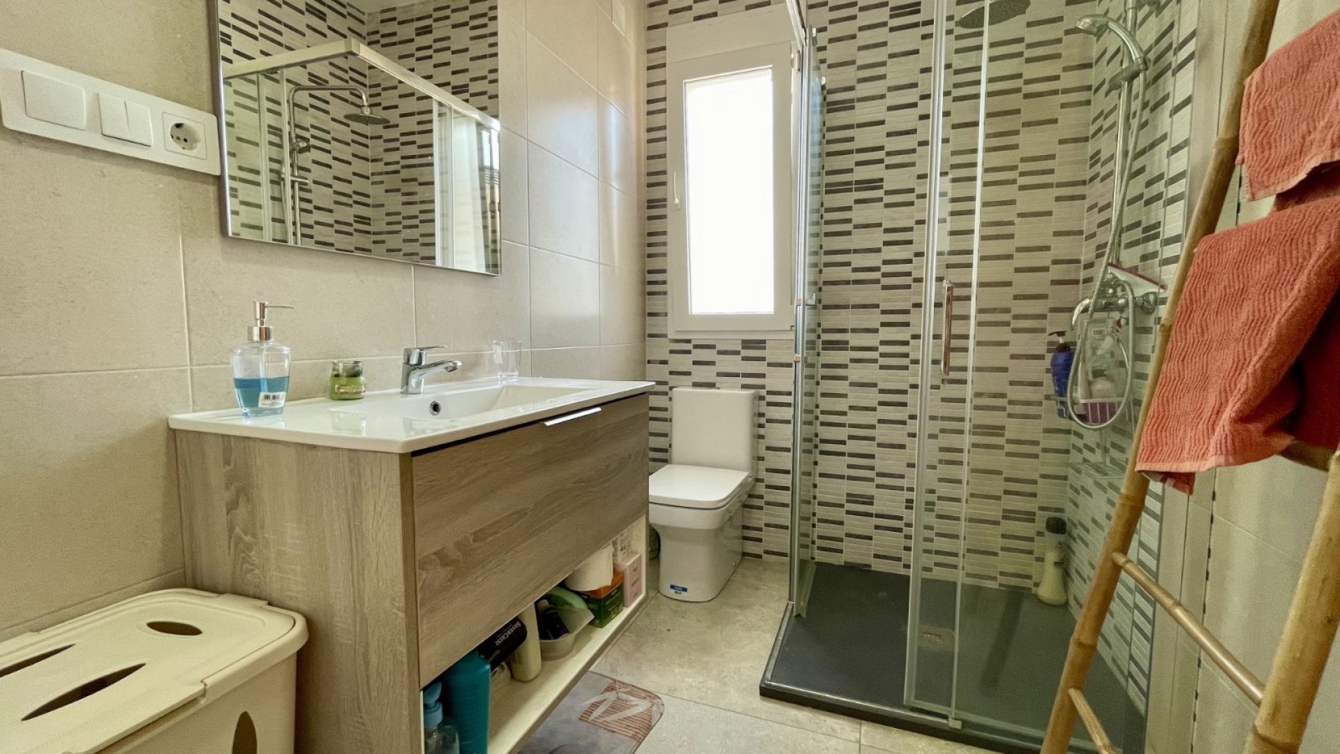 Reventa - Chalets -
Torrevieja - Los Balcones