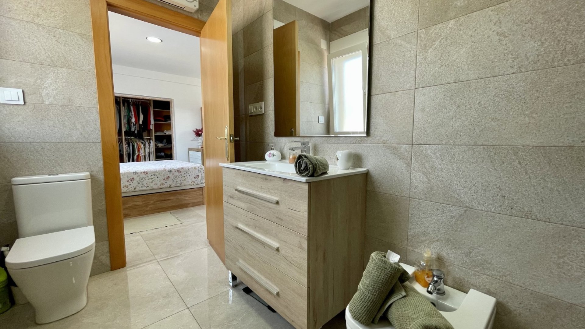 Reventa - Chalets -
Torrevieja - Los Balcones