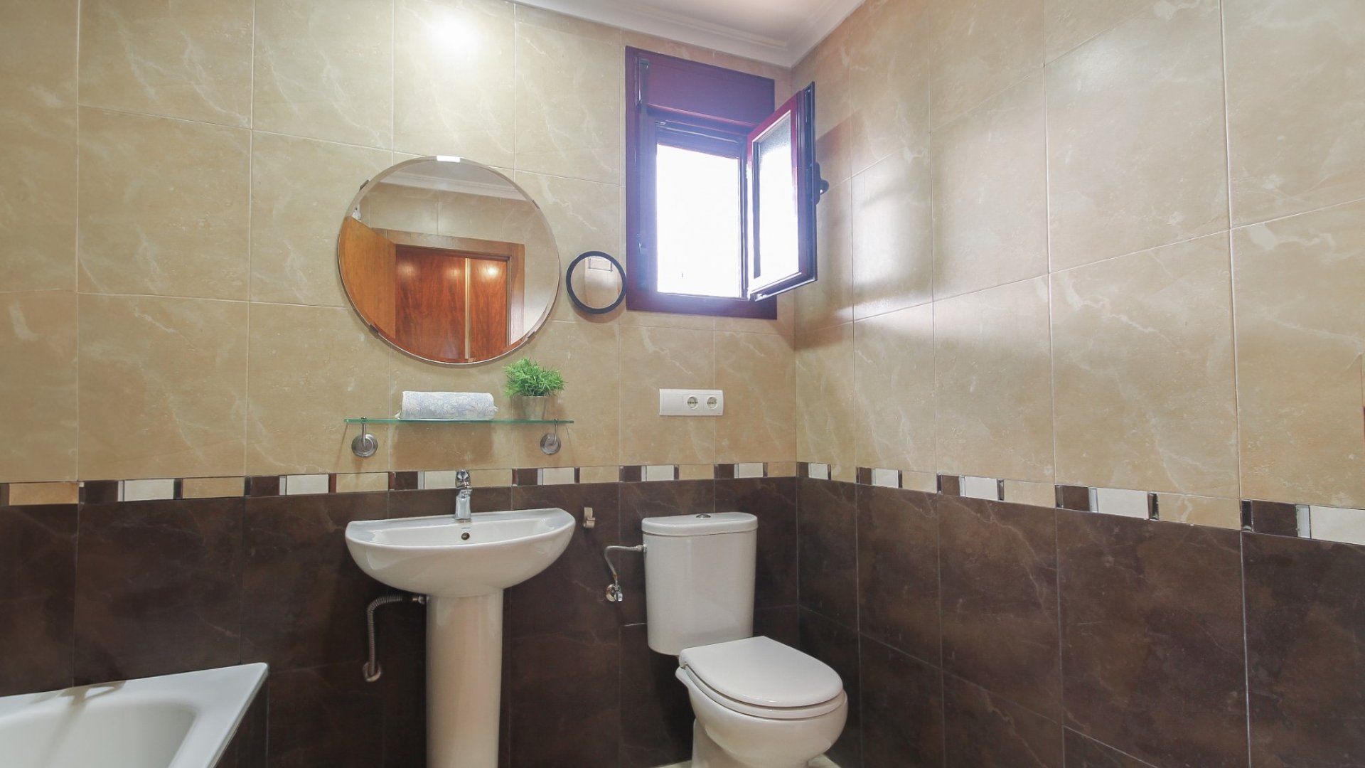 Reventa - Chalets -
Torrevieja - Los Balcones