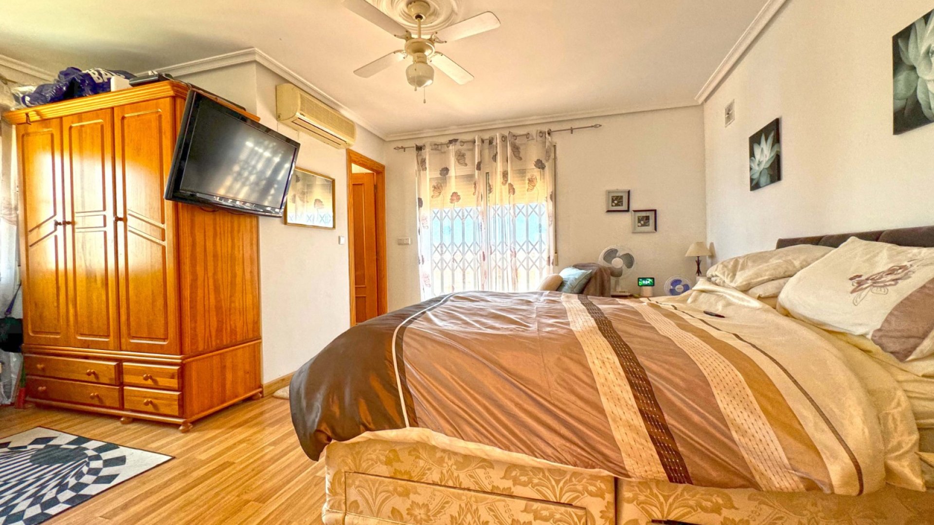 Reventa - Chalets -
Torrevieja - Los Balcones