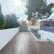 Reventa - Chalets -
Torrevieja - Los Balcones