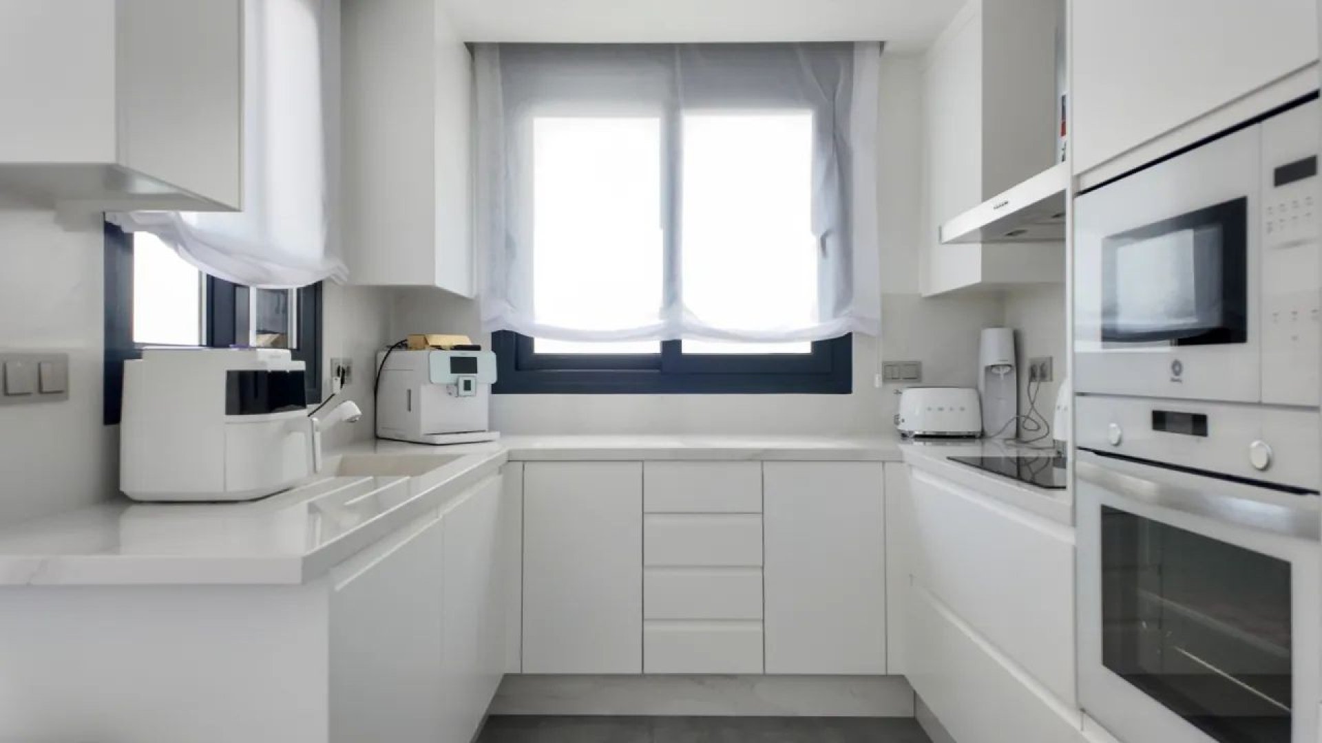 Reventa - Chalets -
Torrevieja - Los Balcones