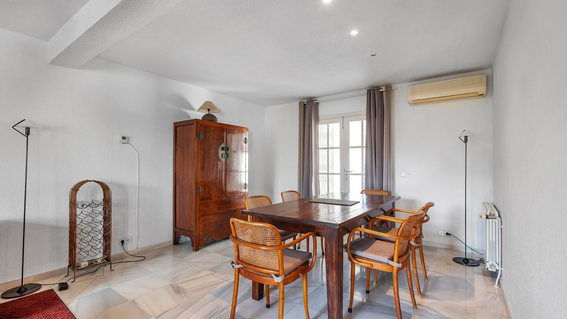 Reventa - Chalets -
Torrevieja - Playa Los Locos