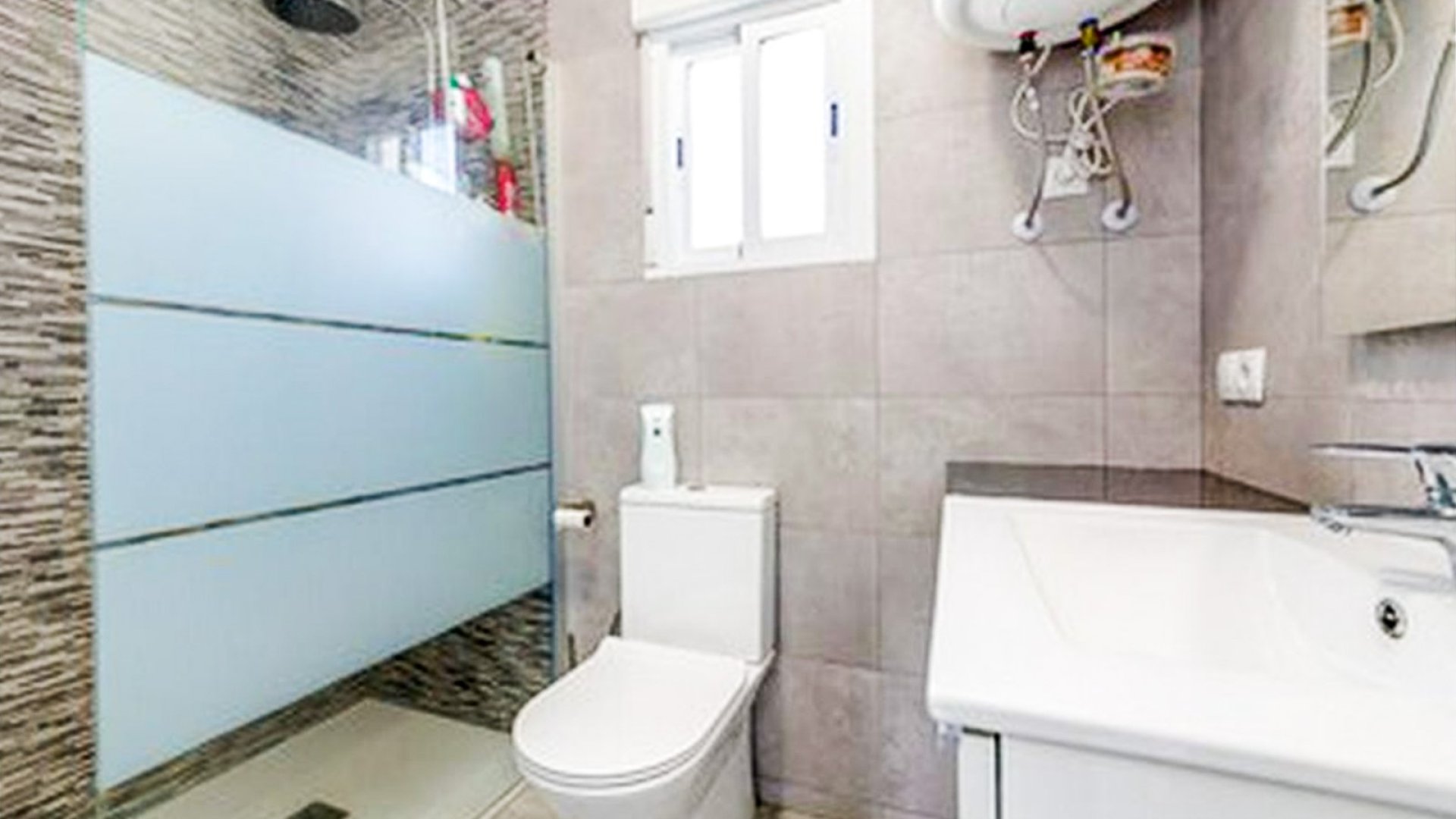 Reventa - Chalets -
Torrevieja - Playa Los Locos