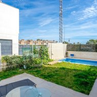 Reventa - Chalets -
Torrevieja - Punta Prima