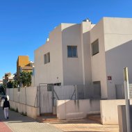 Reventa - Chalets -
Torrevieja - Punta Prima