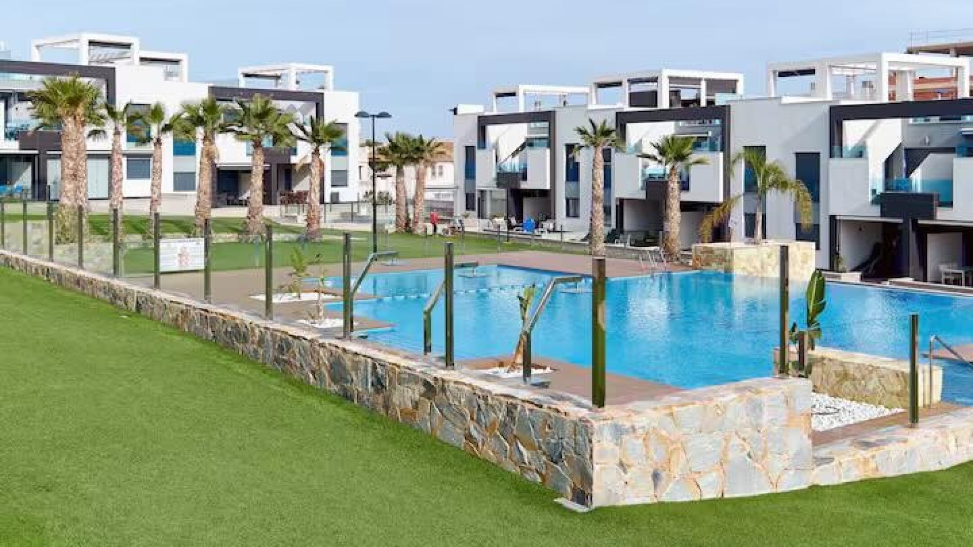 Reventa - Chalets -
Torrevieja - Punta Prima
