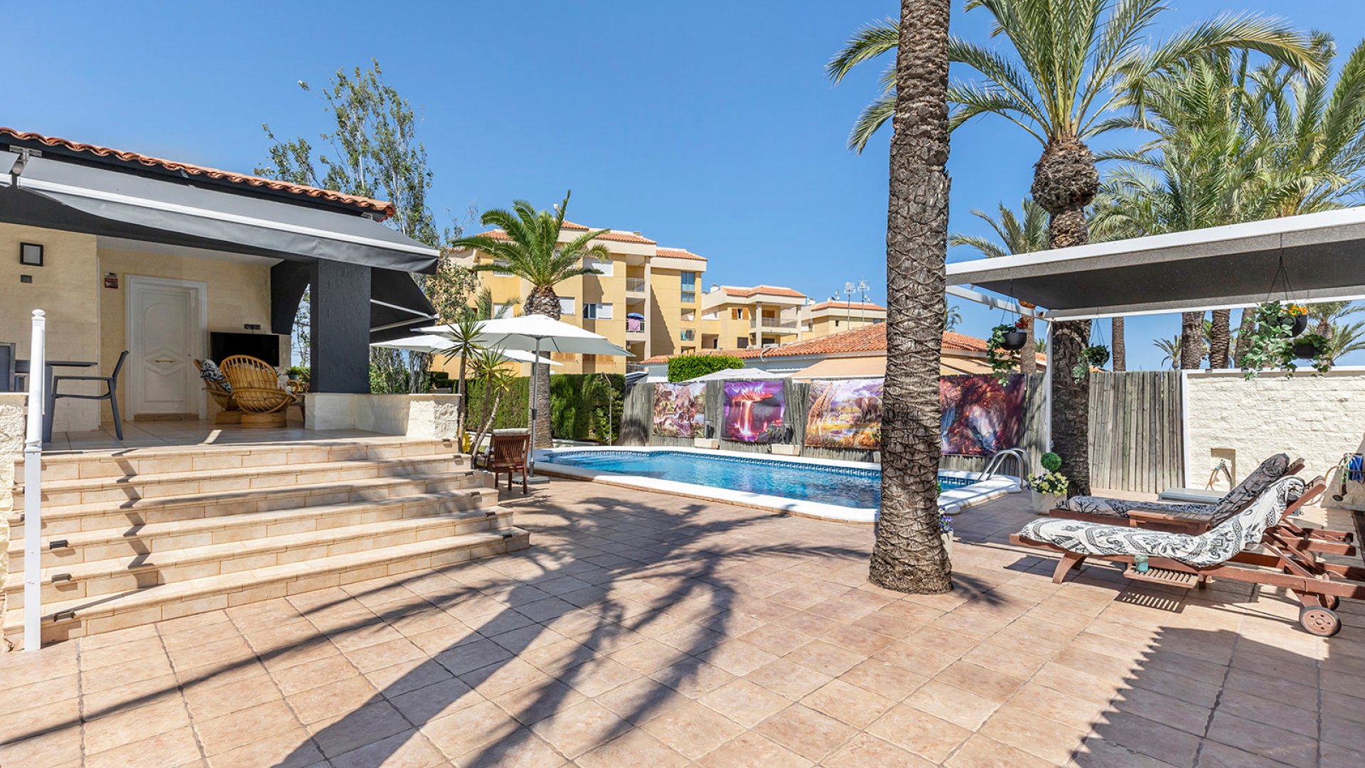 Reventa - Chalets -
Torrevieja - Rocio del Mar