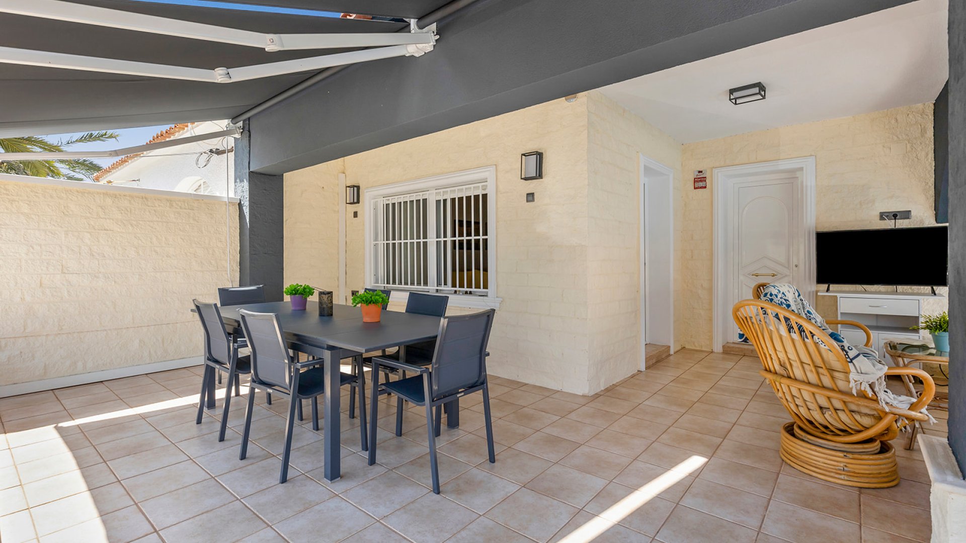 Reventa - Chalets -
Torrevieja - Rocio del Mar