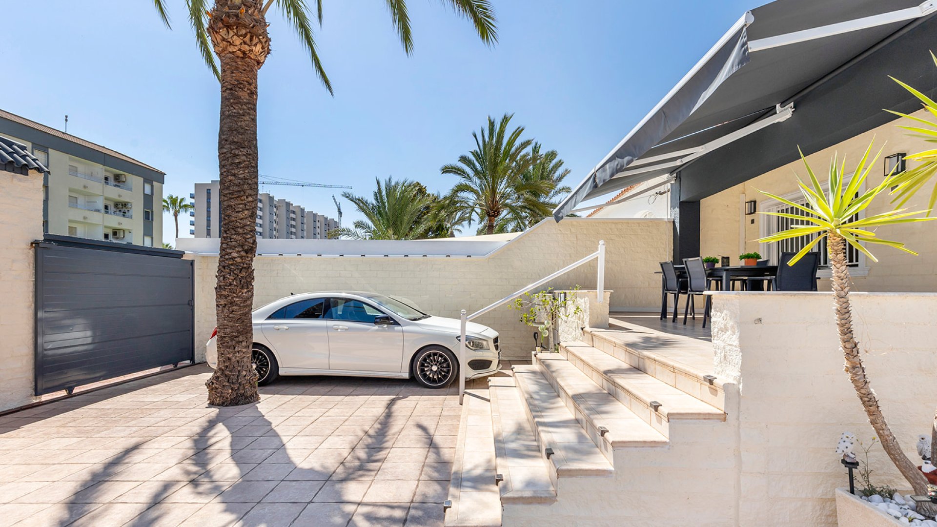 Reventa - Chalets -
Torrevieja - Rocio del Mar