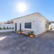 Reventa - Chalets -
Torrevieja - San Luis