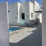Reventa - Chalets -
Torrevieja - San Luis