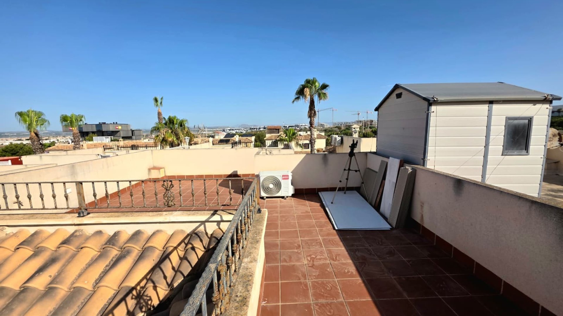 Reventa - Chalets -
Torrevieja - Sector 25