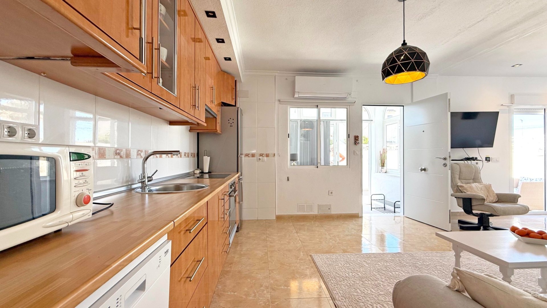 Reventa - Chalets -
Torrevieja - Torrelamata - La Mata