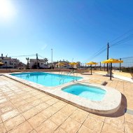Reventa - Chalets -
Torrevieja - Torrelamata - La Mata