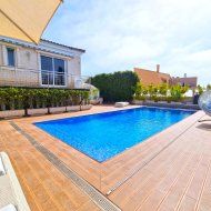 Reventa - Chalets -
Torrevieja - Torrelamata - La Mata