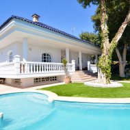 Reventa - Chalets -
Torrevieja - Torreta