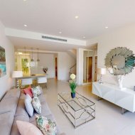 Reventa - Chalets -
Torrevieja