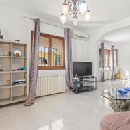 Reventa - Chalets -
Villamartín - Las Filipinas