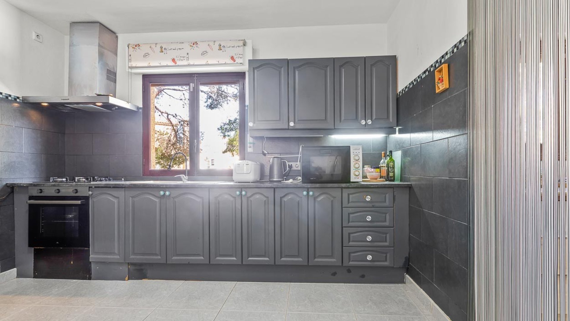 Reventa - Chalets -
Villamartín - Las Filipinas