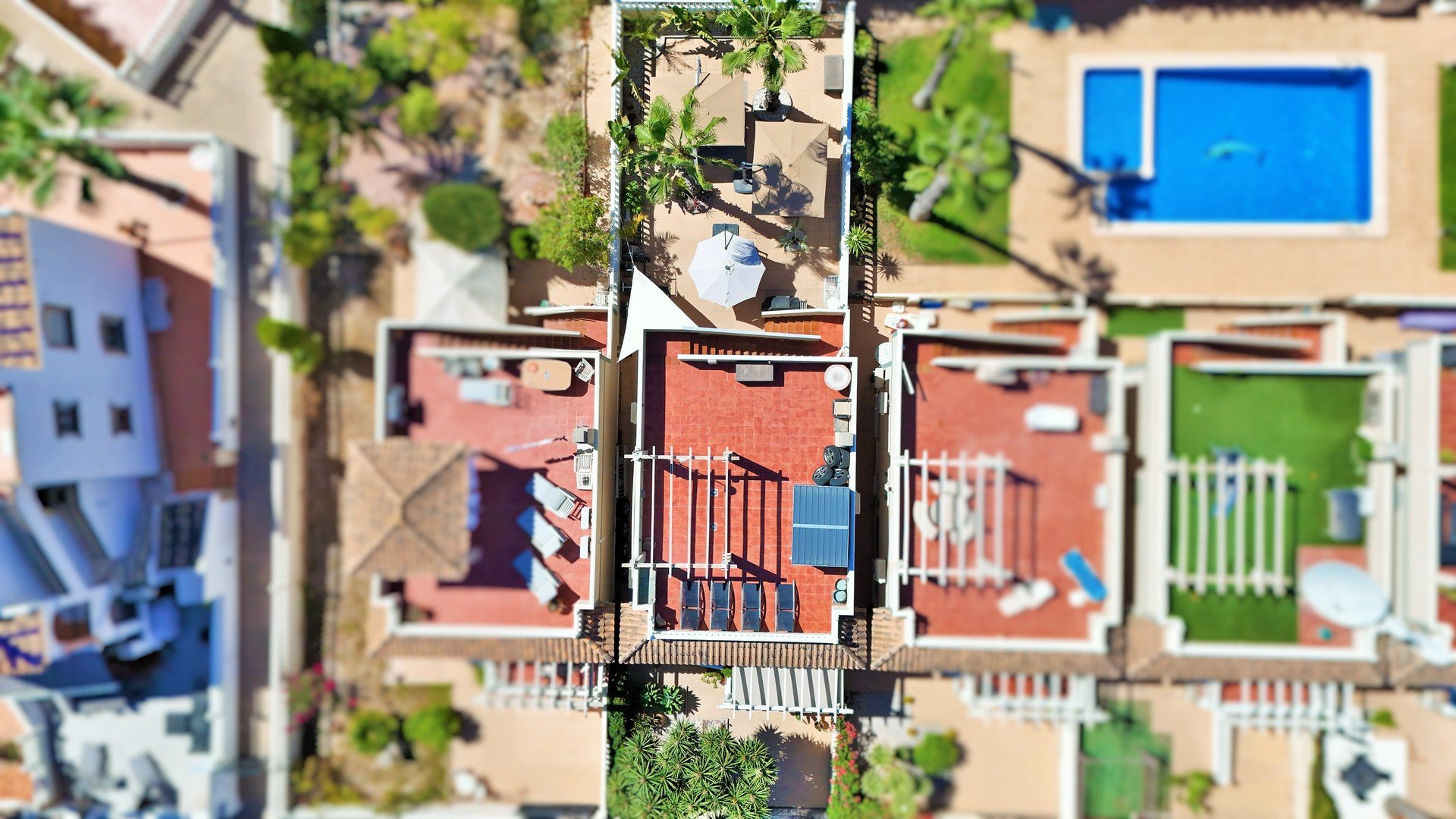 Reventa - Chalets -
Villamartín - Las Violetas