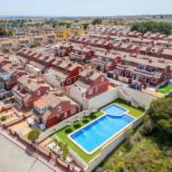 Reventa - Chalets -
Villamartín - PAU 26